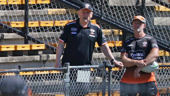 Tim Sheens and Michael Maguire at Wests Tigers training. Picture: Toby Zerna