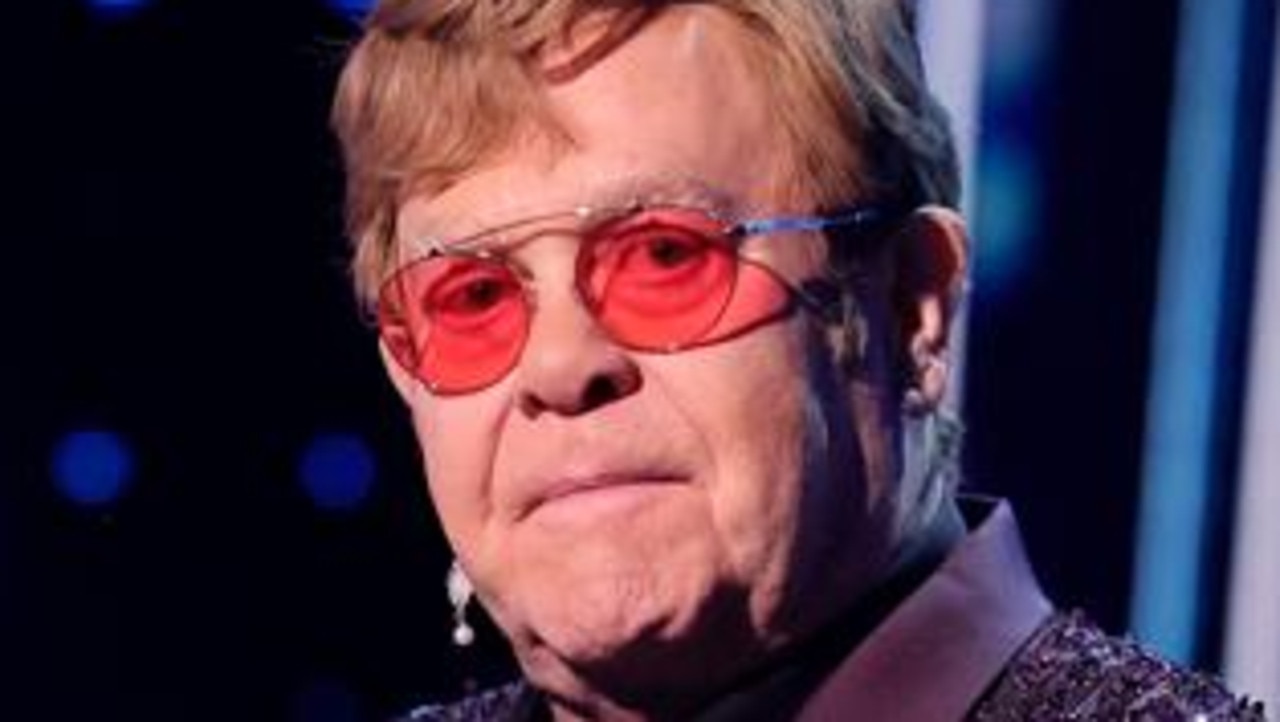 Elton John‘s grim health confession