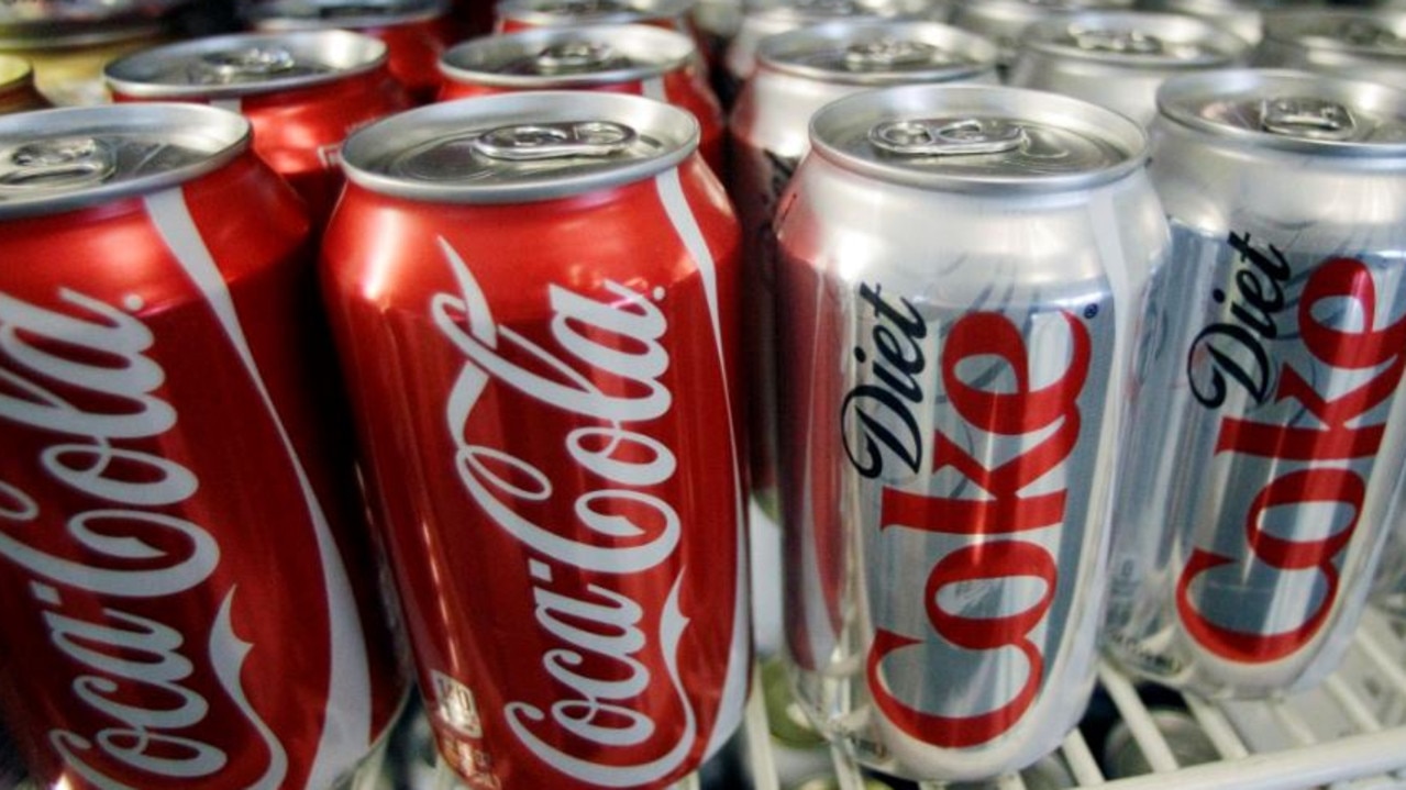 diet-coke-drinking-diet-soft-drinks-makes-you-crave-sugary-foods