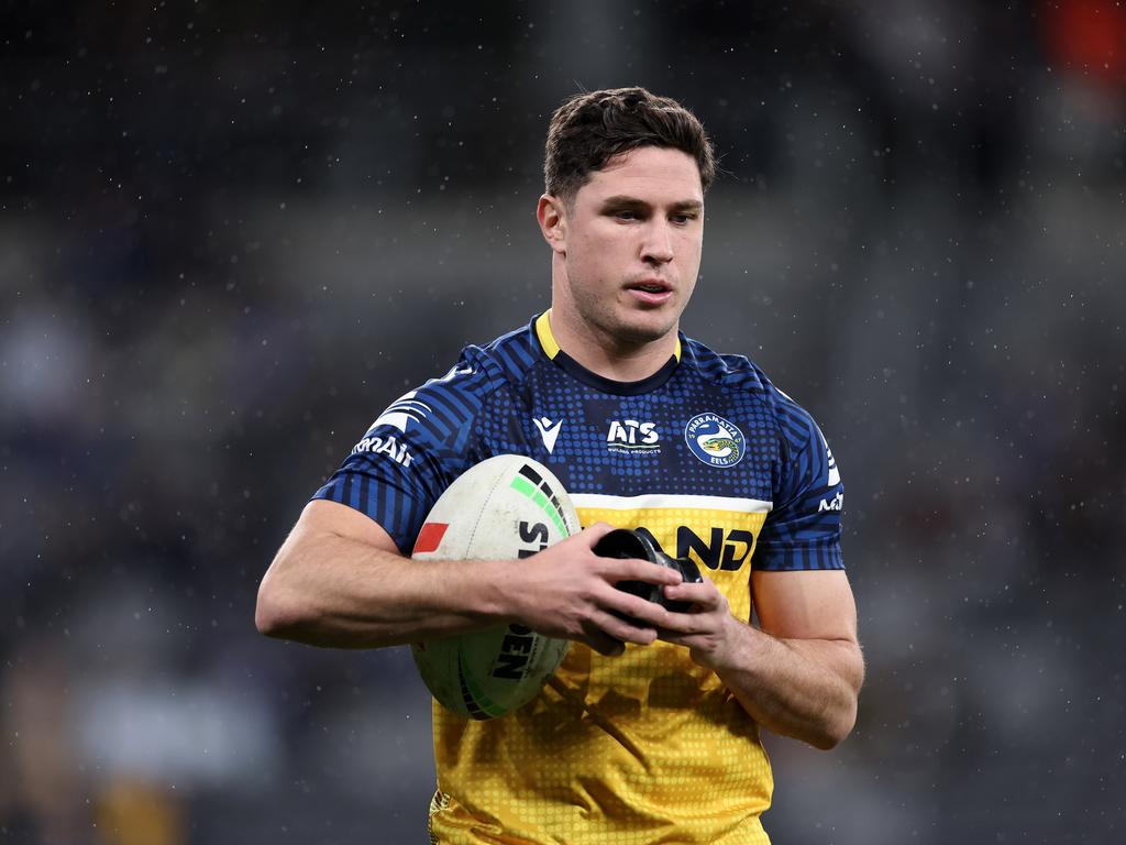 SYDNEY, AUSTRALIA – JULY 04: Mitchell Moses of the Eels warms up during the round 18 NRL match between Parramatta Eels and South Sydney Rabbitohs at CommBank Stadium, on July 04, 2024, in Sydney, Australia. (Photo by Cameron Spencer/Getty Images)