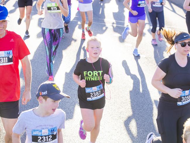 Run the Bridge Fun Run 2020 across Tasman Bridge. Picture: RICHARD JUPE