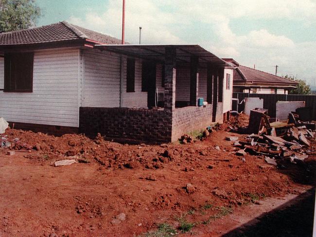 Police find human bones while excavating Keir’s Tregear home in 1991 after his second wife Rosalie was found murdered.