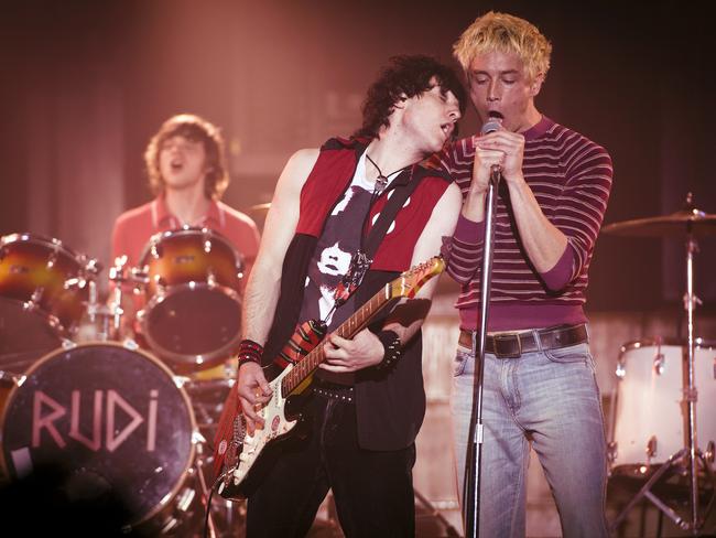 The Undertones are depicted in a scene from <i>Good Vibrations</i>.