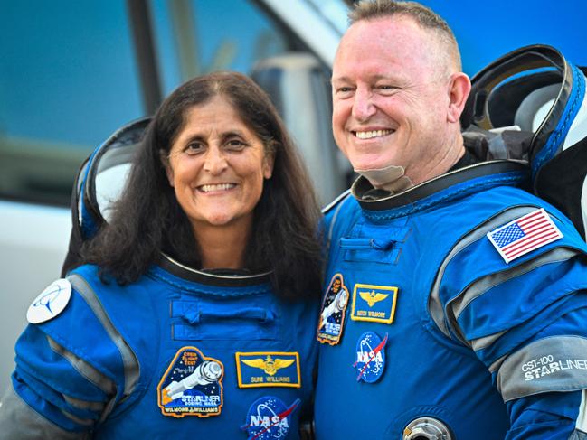 NASA astronauts Butch Wilmore (R) and Suni Williams, pictured before they left in June 2024. Picture: Miguel J. Rodriguez Carrillo / AFP