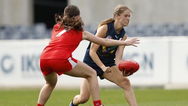 Sara Howley in action for the AFL Academy. Picture: Darrian Traynor/AFL Photos/via Getty Images