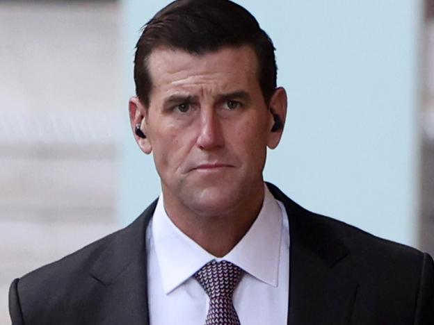 SYDNEY, AUSTRALIA - NewsWire Photos JUNE 23, 2021: Ben Roberts-Smith pictured as he arrives at federal court, Sydney CBD. War veteran Ben Roberts-Smith taking his ex-wife to court over claims she illegally accessed his emails and handed them over to journalists he is battling in his other high-profile Federal Court case.Picture: NCA NewsWire / Damian Shaw