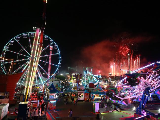 The Ekka kicks off for the year with night fireworks, Bowen Hills, Saturday August 12, 2017 (Image/AAP Sarah Marshall)