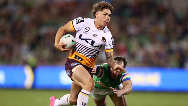 The new rules will make it tougher for rival clubs to slip under the Broncos’ guard to poach superstar fullback Reece Walsh. Picture: Mark Nolan/Getty Images