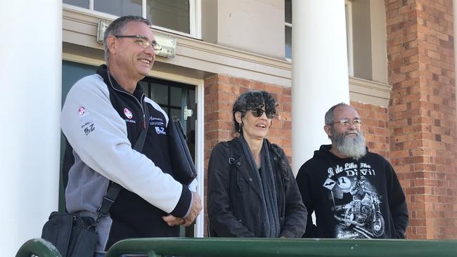 Wit-boooka, Diane Redden-King and Mervyn Tomlinson outside Gympie District Court.