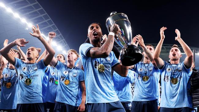 Sydney FC with an incredible come-from-behind win against Brisbane to claim the Australia Cup. (Photo by Matt King/Getty Images)