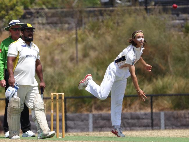 MPCA District: Seaford v Carrum: Billy Thomson  of Carrum bowling on Saturday, December 3, 2022 in Seaford, Victoria, Australia.Picture: Hamish Blair