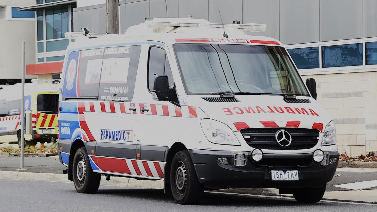 North Geelong crash: Man in his 20s taken to Geelong hospital | Geelong ...