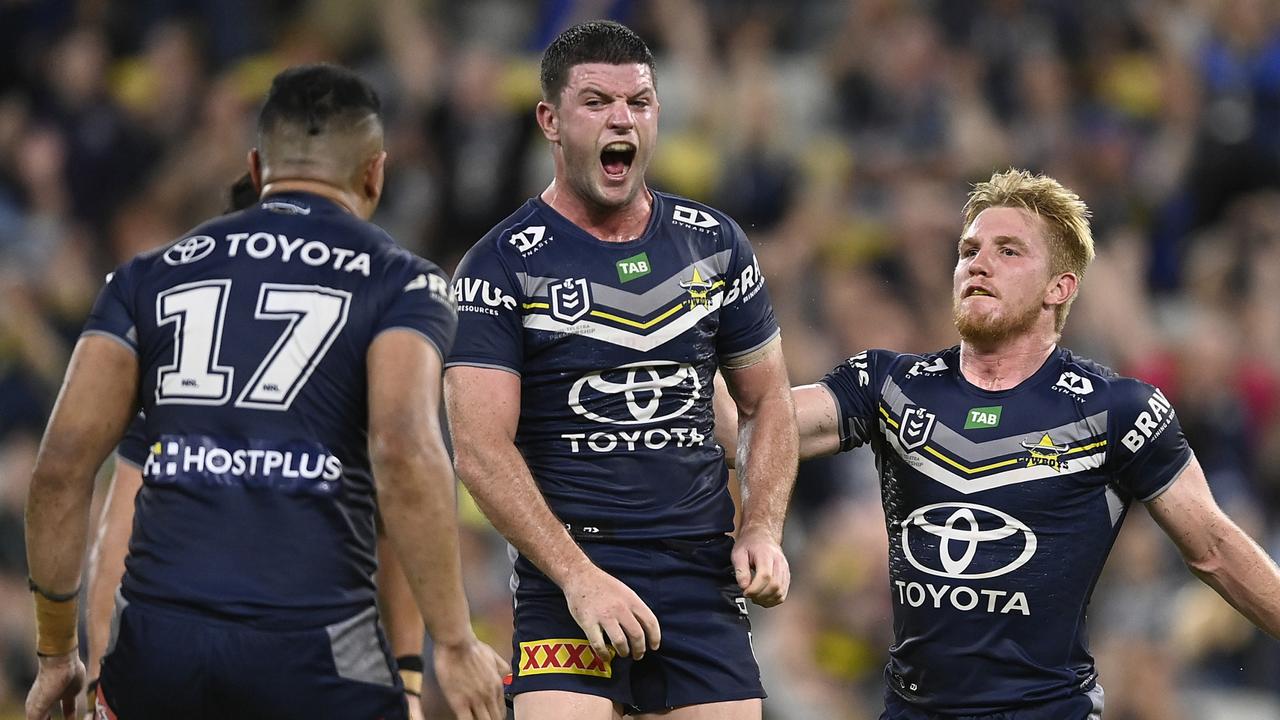 The Suns leave the field after a win during the 2023 AFL Round 12 News  Photo - Getty Images