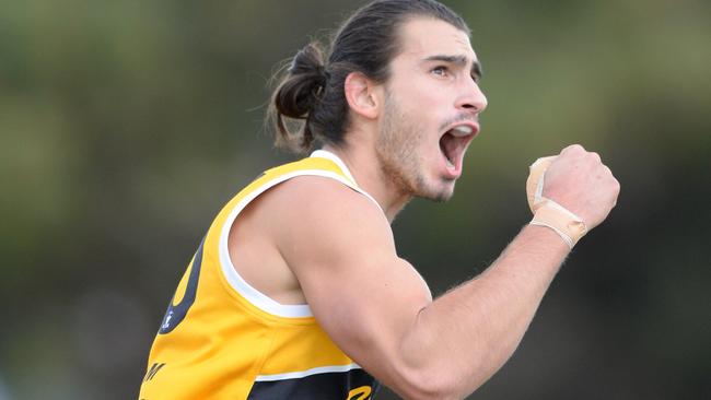 Last-minute goal sends Frankston YCW into decider