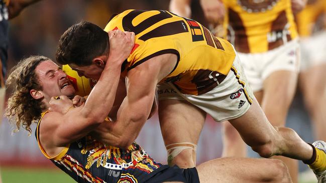 Sam Berry lays a big tackle on Jaeger O’Meara. Picture: Michael Klein