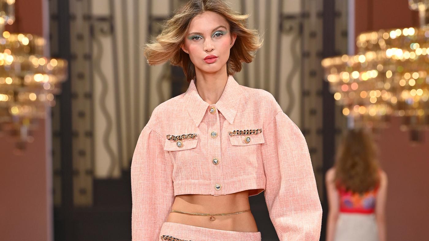 Alice McCall resort 2022 show review - Vogue Australia