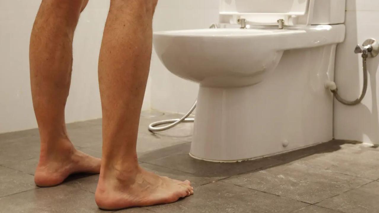 Urologist reveals men should pee sitting down, claims standing bad