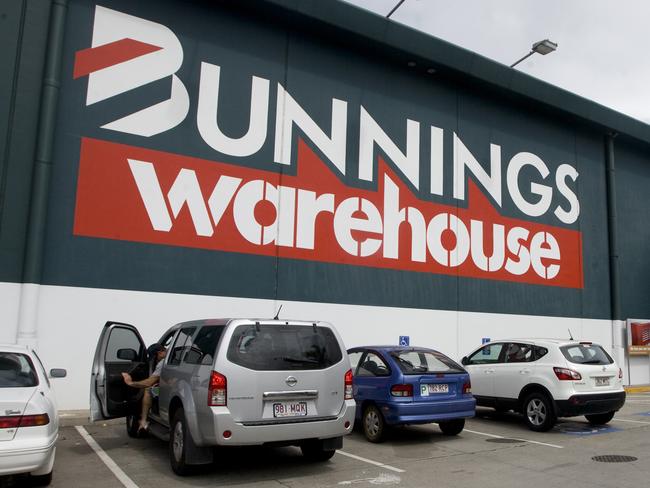 A tale of two hardware stores Masters & Bunnings