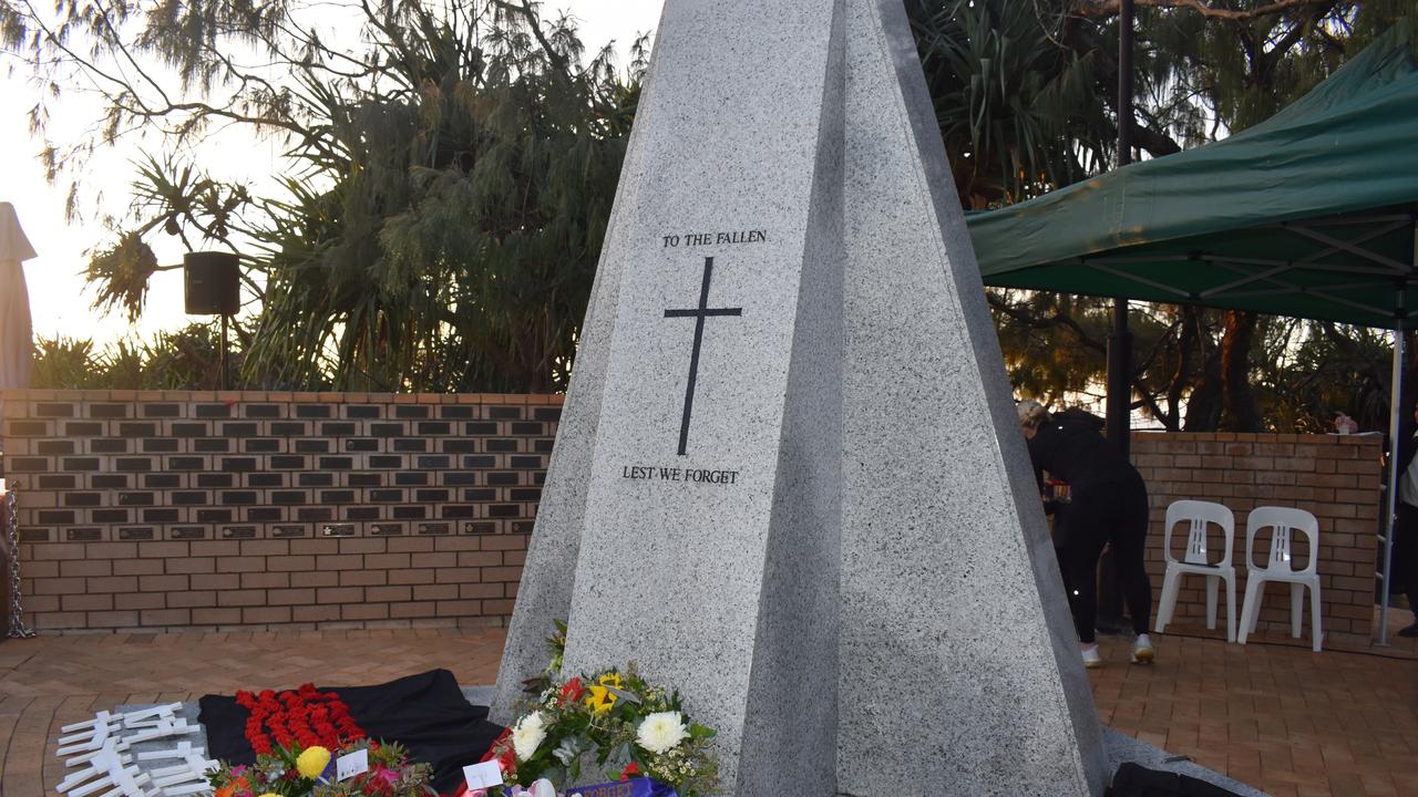 The dawn service at Kawana. Picture: Madeline Grace.