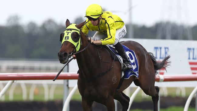 Jason Collett and Detonator Jack race away with the $1m The Gong at Kembla. Picture: Getty Images