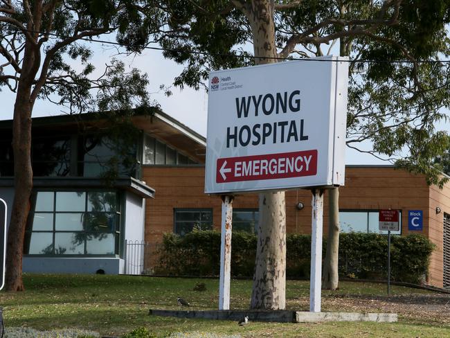 The man was taken to Wyong Hospital (AAP Image/Sue Graham)