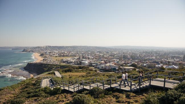 ESCAPE People enjoying the scenic walk along the Newcastle Memorial Walk, dedicated to WWI soldiers.  DNSW Supplied