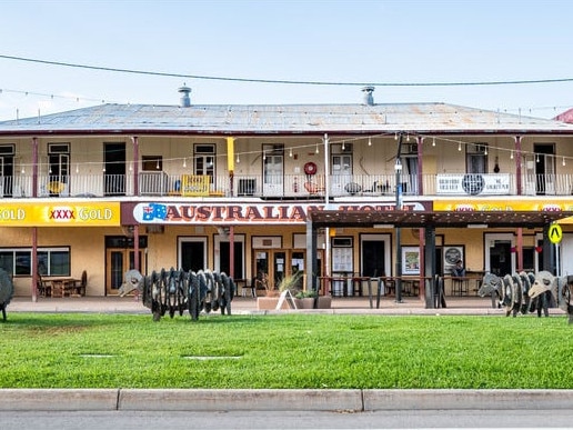 Australian Hotel Winton