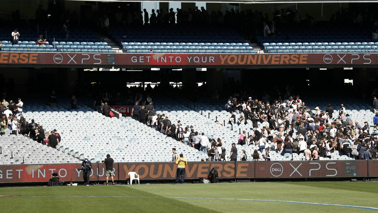 Here’s something you don’t see every weekend. (Photo by Darrian Traynor/Getty Images)