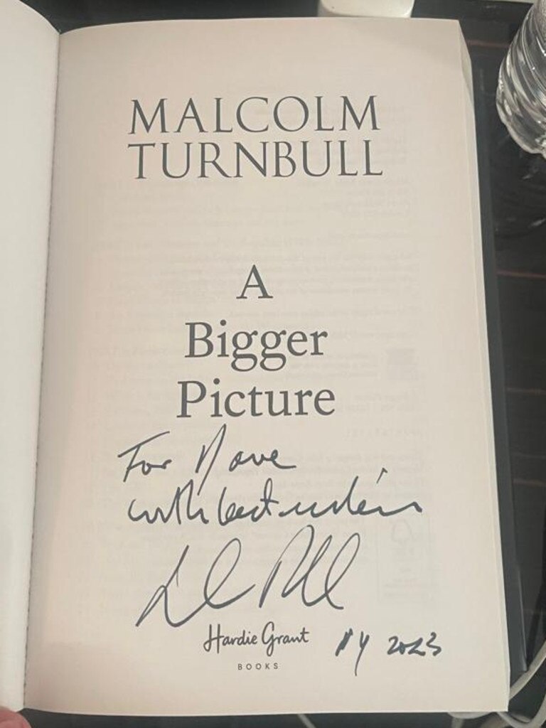 Former PM Malcolm Turnbull gifted his memoir to David Collard.