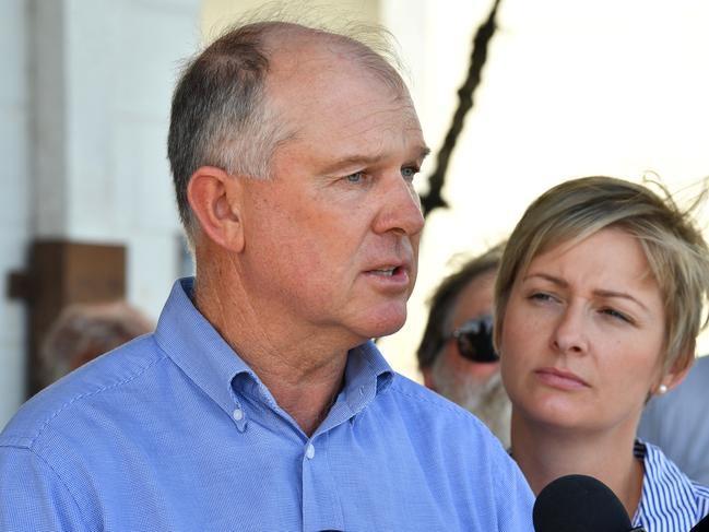 Shadow Fisheries Minister Tony Perrett with Cr Amanda Camm