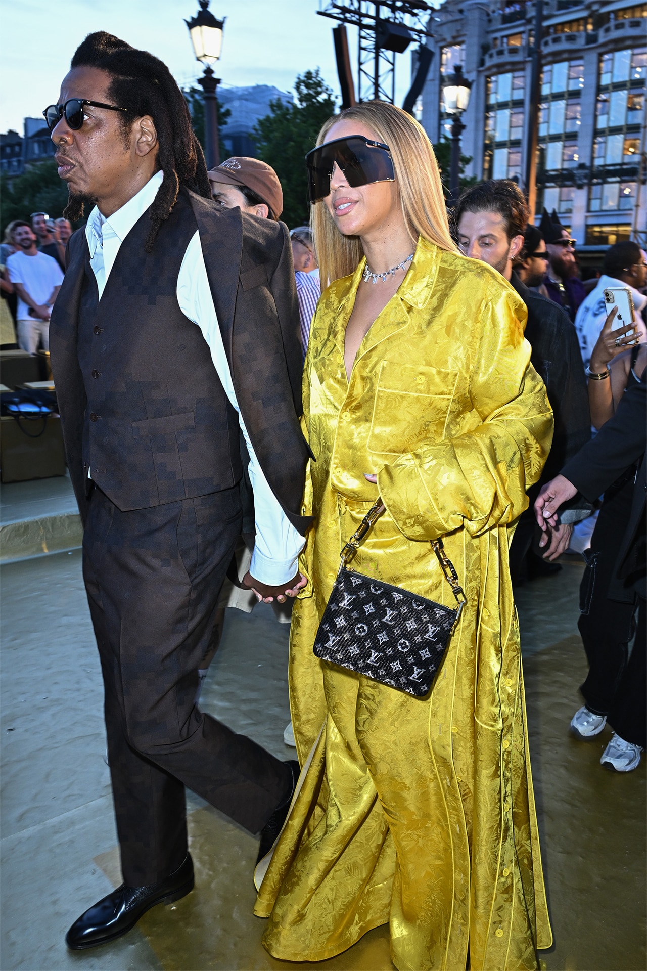 <p>Jay-Z and Beyonc&eacute;</p>