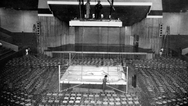 Festival Hall was overhauled in 1959 and demolished in 2003.