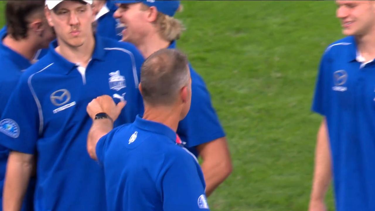 Alastair Clarkson celebrated with his players. Photo: Fox Footy.