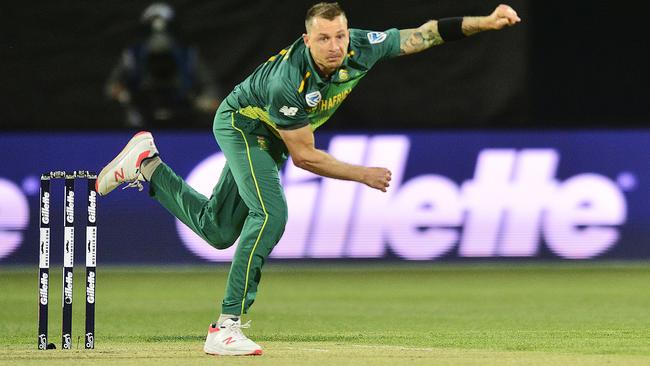 Fitness concerns over Dale Steyn have cast a troubling shadow over the proteas’ preparations.