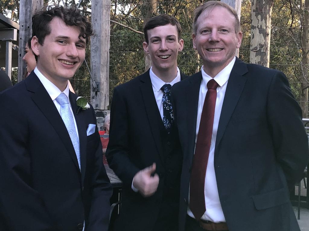 Redlands College Year 12 formal at Sirromet 2022: Full photo gallery ...