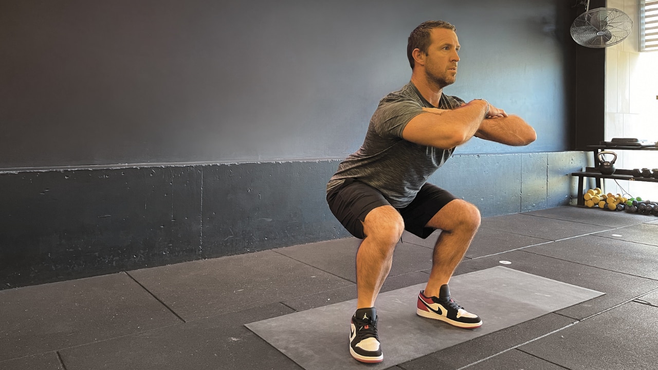 This circuit workout will exercise your way to long, lean legs