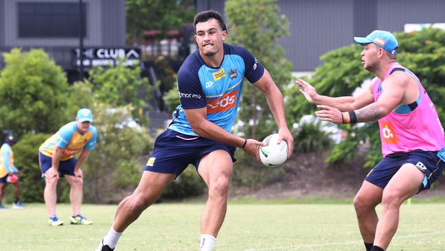 Tino Fa'asuamaleaui training for the Gold Coast Titans. Photo: Jason O'Brien