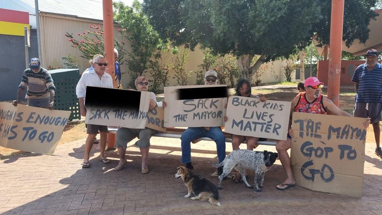 About 25 people gathered in Tennant Creek on Sunday calling for Mayor Jeffrey McLaughlin to resign. Picture: Facebook / Action for Tennant Creek 2021