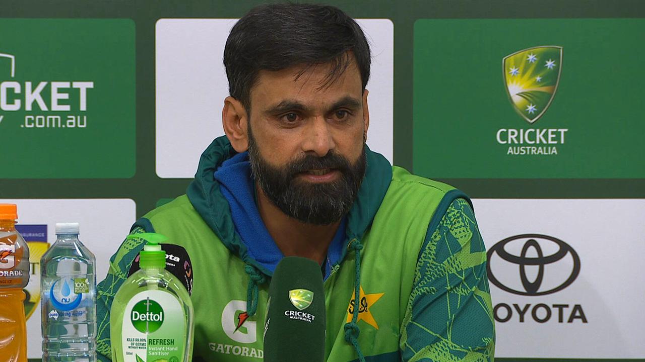 Pakistans Trainer Mohammad Hafeez über Mohammad Rizwan im Rückstand, Australien, Pat Cummins, war raus, dritter Schiedsrichter, Handschuh, Video, Wiederholung