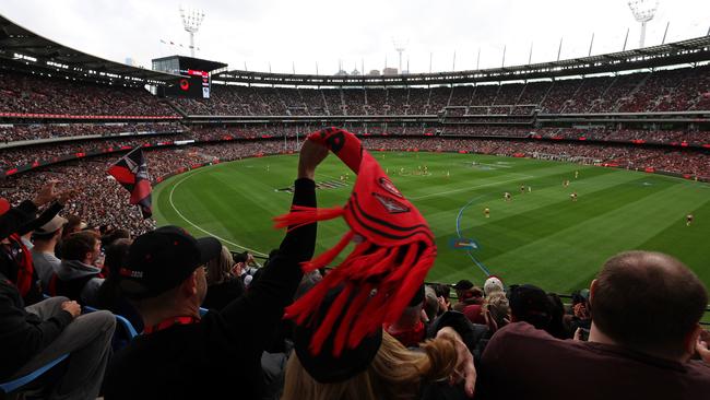 Footy fans told to arrive at Anzac Day clash three hours early as security ramps up
