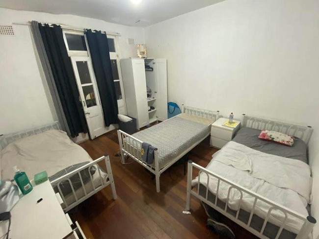 Sydney rental advertisement sparks outrage as three people to share one bedroom amid crisis