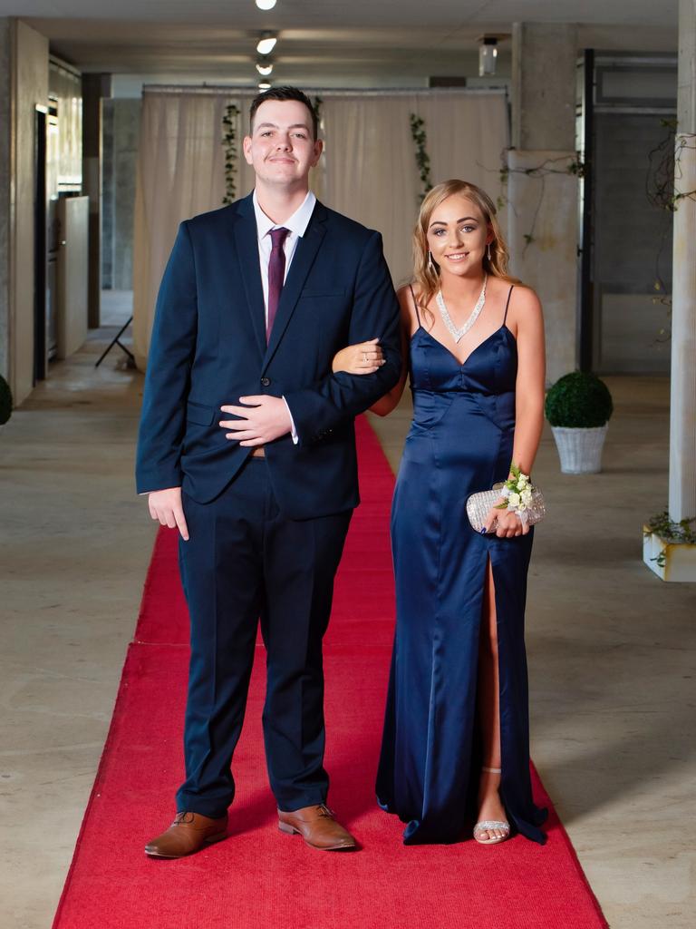 Mega-gallery: Gshs Formal 2020 