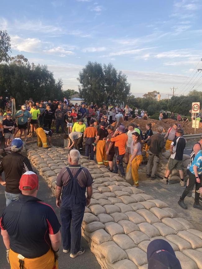 SES, CFA and local volunteers have worked around the clock to help prepare the town. Picture: Kerang Fire Brigade / Facebook