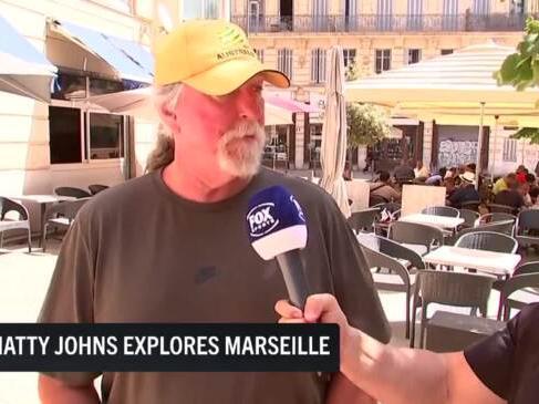 Matty Johns tours Marseille