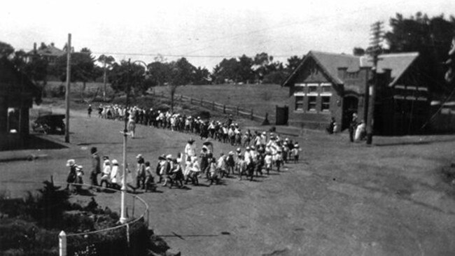 Looking back: The Frankston Post Office in 1920, before it was remodelled in 1927 and a second storey added in 1941. Courtesy: Frankston Library Service..