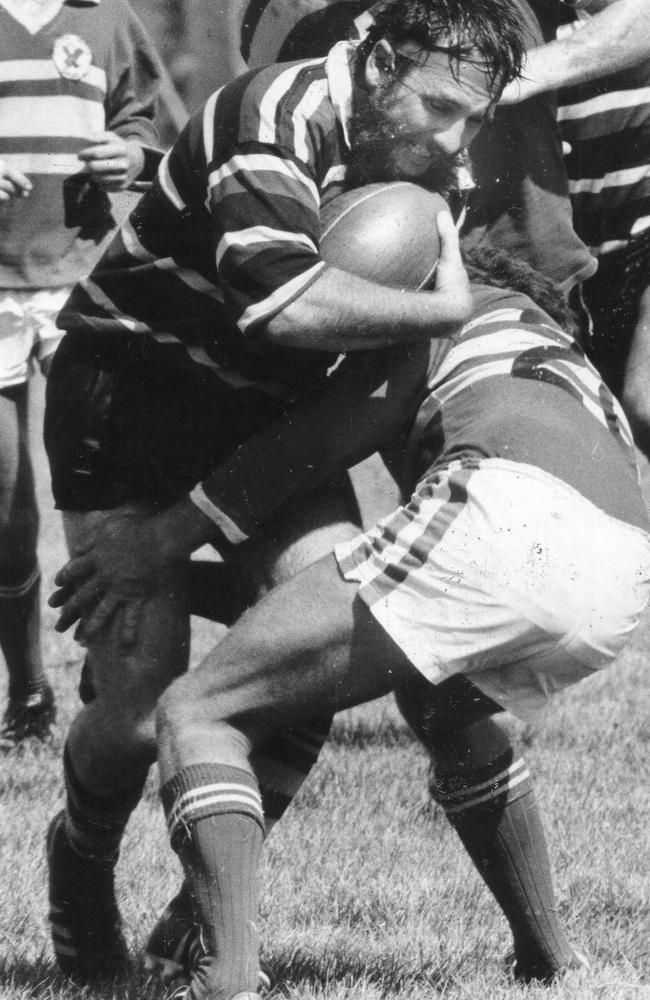 Dennis Bree playing for Palmerston against Bayside at Nightcliff Oval in 1981.