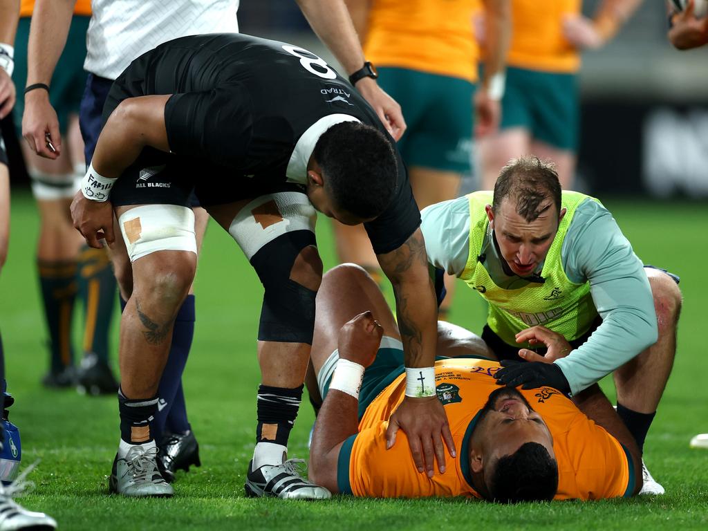 Ardie Savea checks on Taniela Tupou as he receives medical attention. Picture:Getty Images