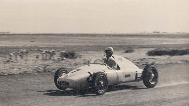 Jack Brabham, who went on to become the F1 World Champion in 1966, races at Altona in 1954.