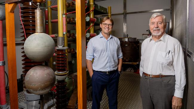 HB11 co-founder Dr Warren McKenzie and professor Henrich Hora in their laser fusion research laboratory.