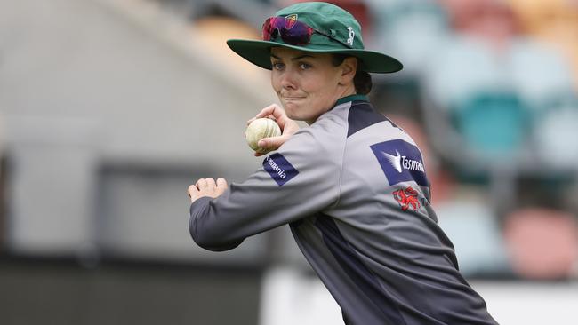 Tigers women's player Heather Graham trains at Blundstone Arena ahead of the 2021 Women's National Cricket League. Picture: Zak Simmonds